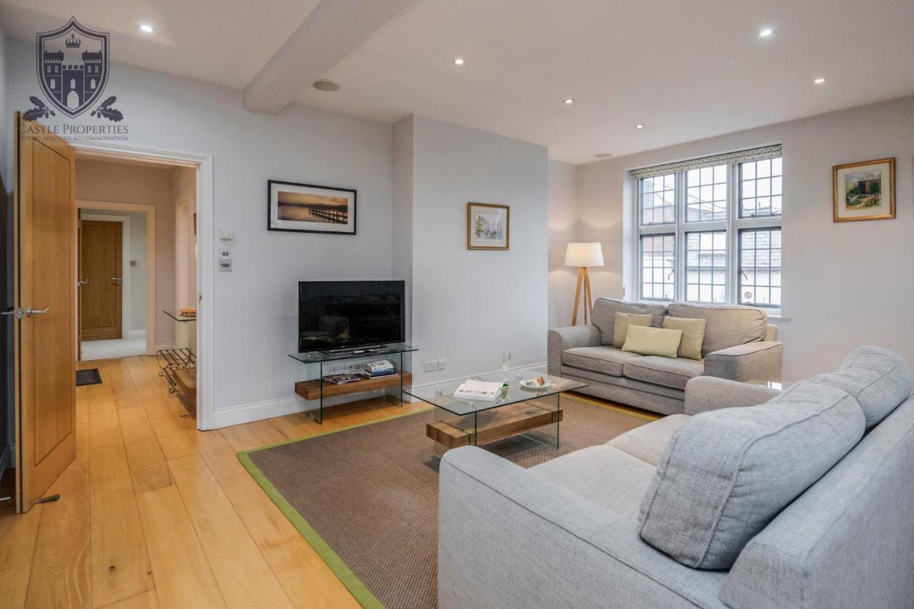 Castle Properties:Eton-The College Windsor Exterior photo